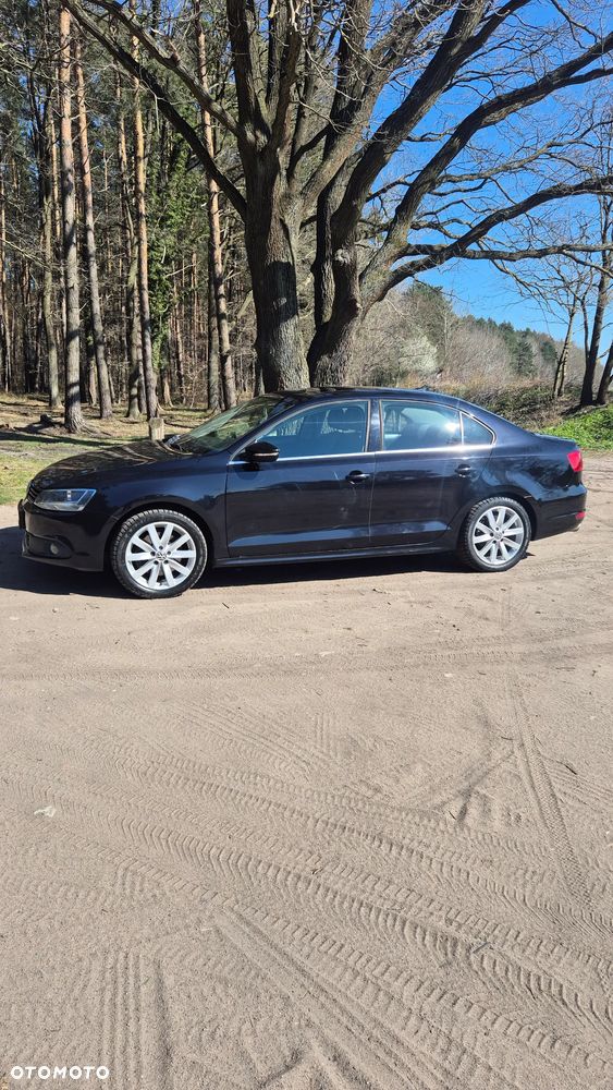Volkswagen Jetta 1.4 TSI Highline - 4