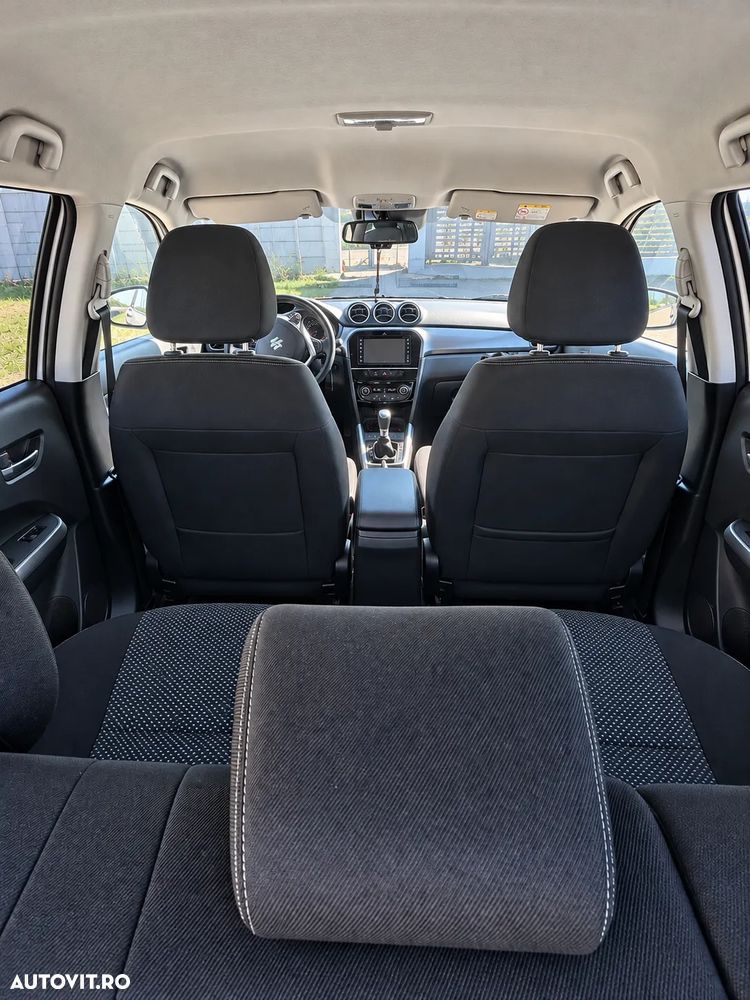 Suzuki Vitara 1.4 Boosterjet AllGrip MHEV Passion - 6