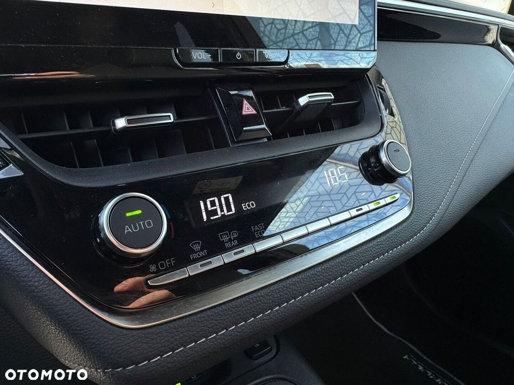 Toyota Corolla 1.8 Hybrid Style - 19