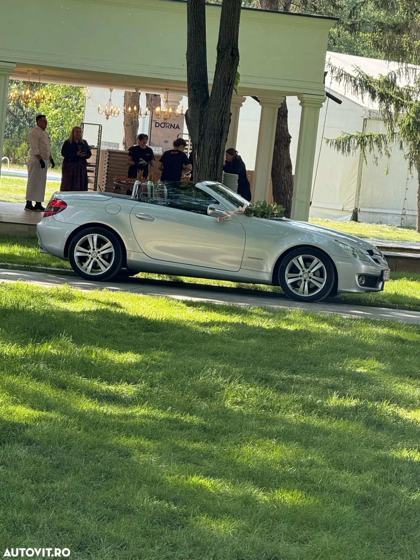 Mercedes-Benz SLK 200 BlueEFFICIENCY Roadster pur - 1