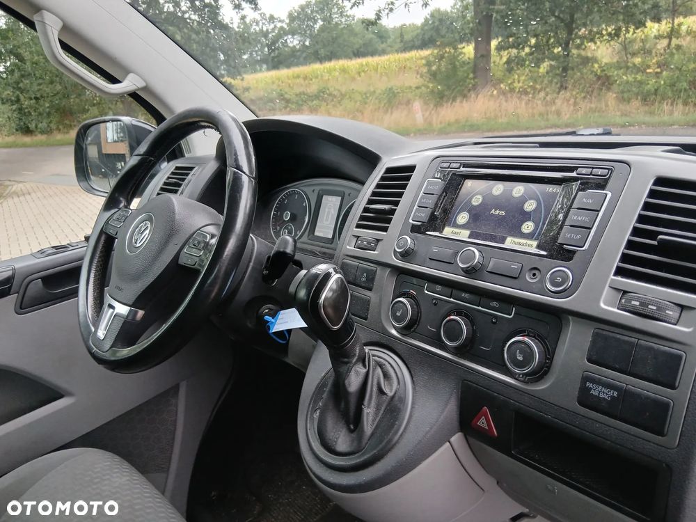 Volkswagen Transporter - 9
