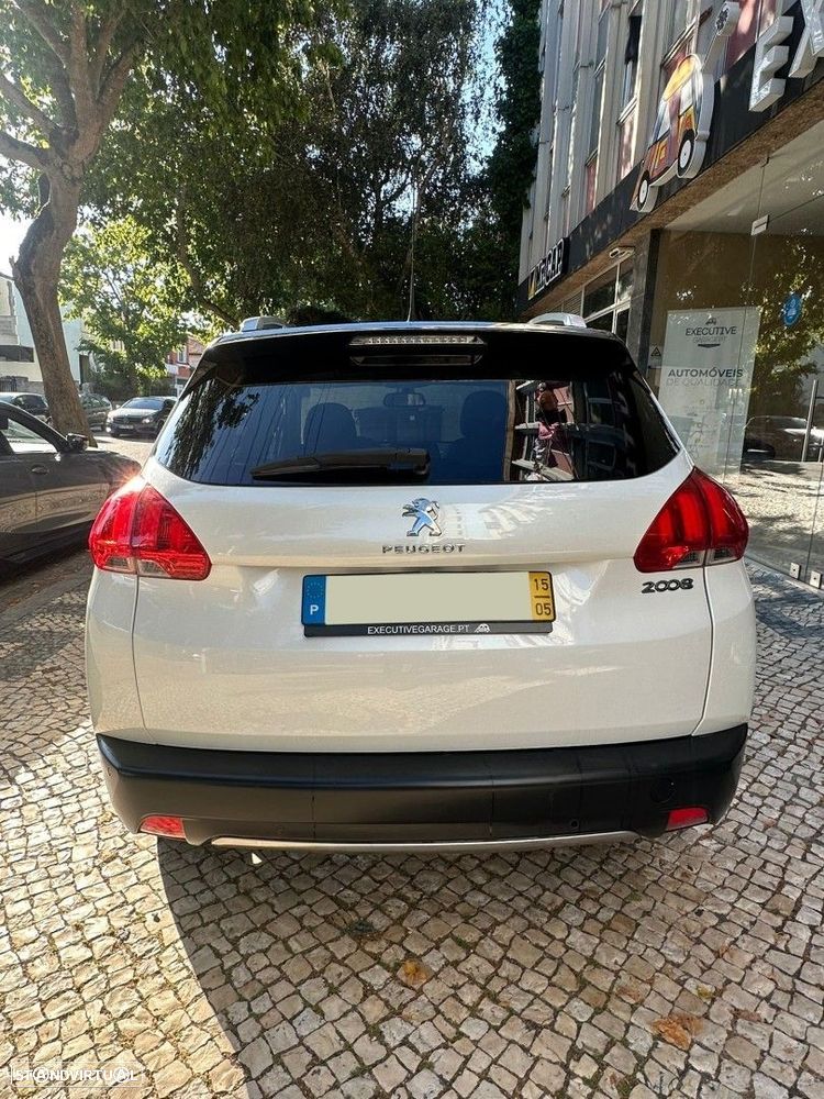 Peugeot 2008 1.2 PureTech Allure - 11