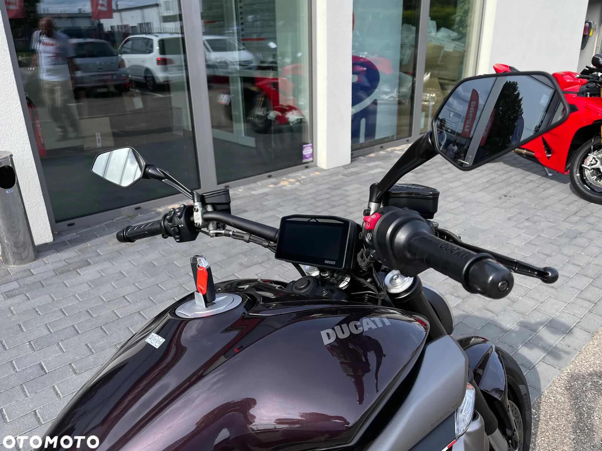 Ducati Diavel - 11