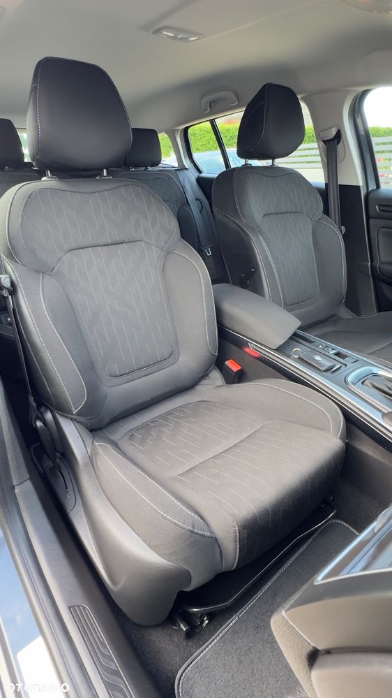 Renault Megane TCe 140 GPF EDC INTENS - 14