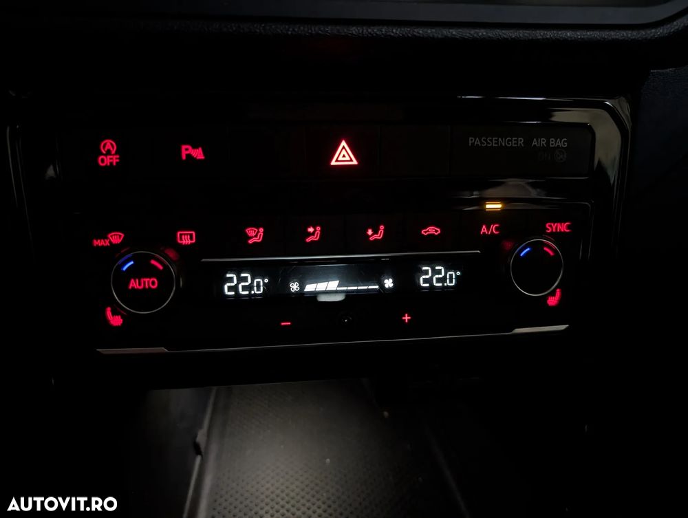 Volkswagen T-Cross 1.0 TSI Style - 12