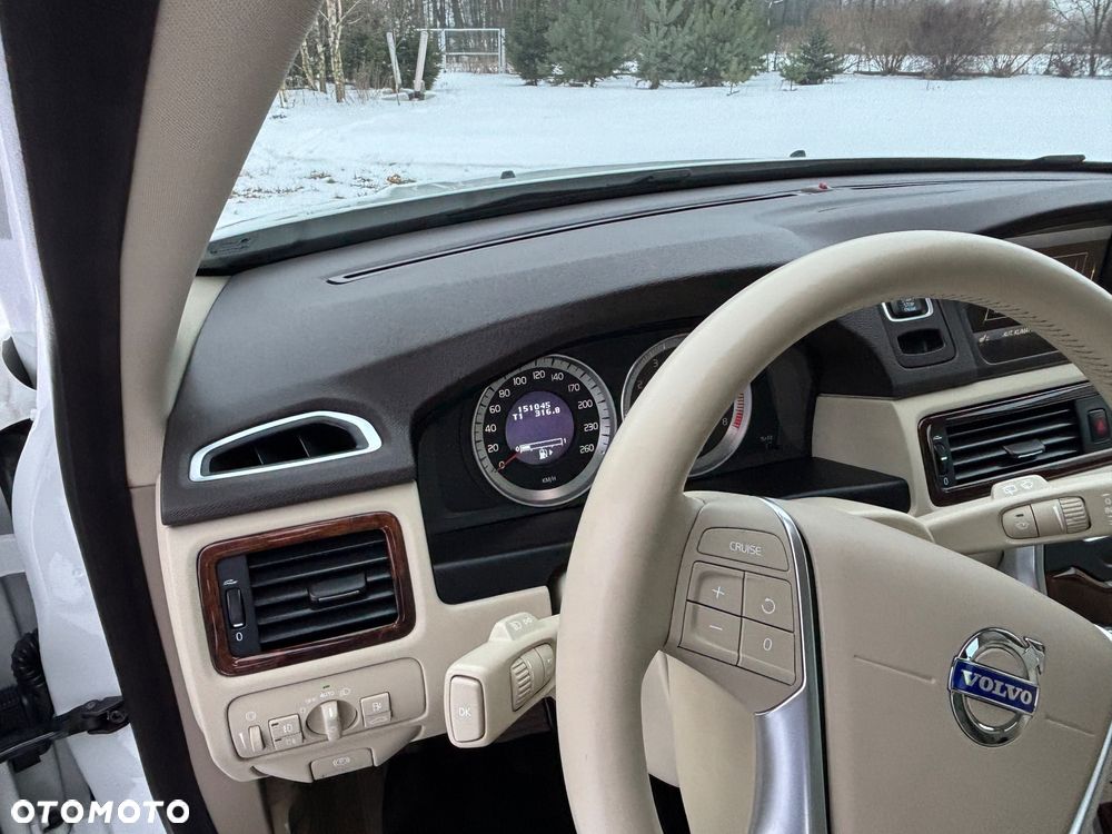 Volvo XC 70 T6 AWD Summum - 11