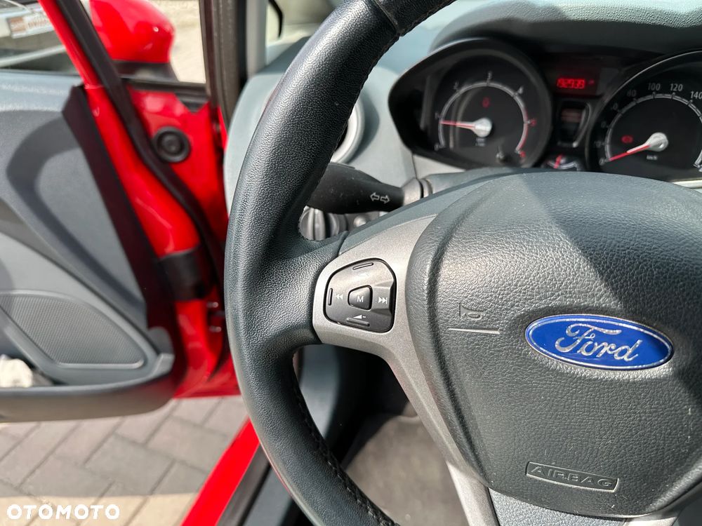Ford Fiesta - 9