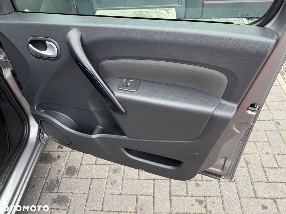 Renault Kangoo BLUE dCi 95 LIMITED - 20