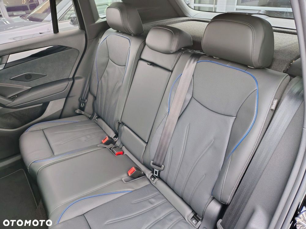 Volkswagen Tiguan - 28