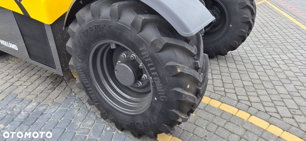 New Holland TH 7.37 ELITE Ładowarka Teleskopowa BDB Stan - 9