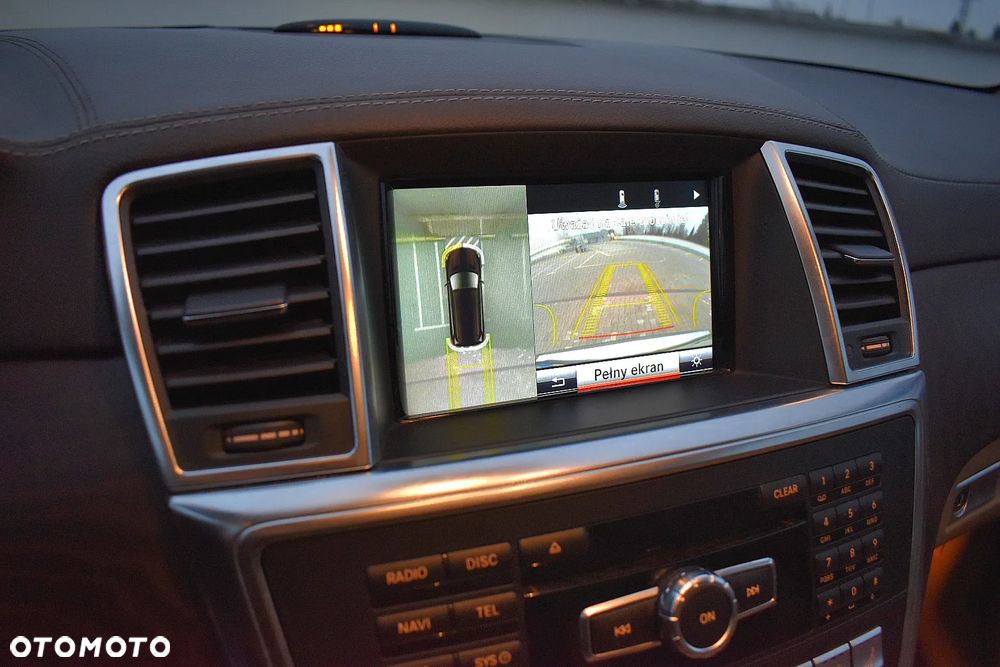 Mercedes-Benz GL - 16