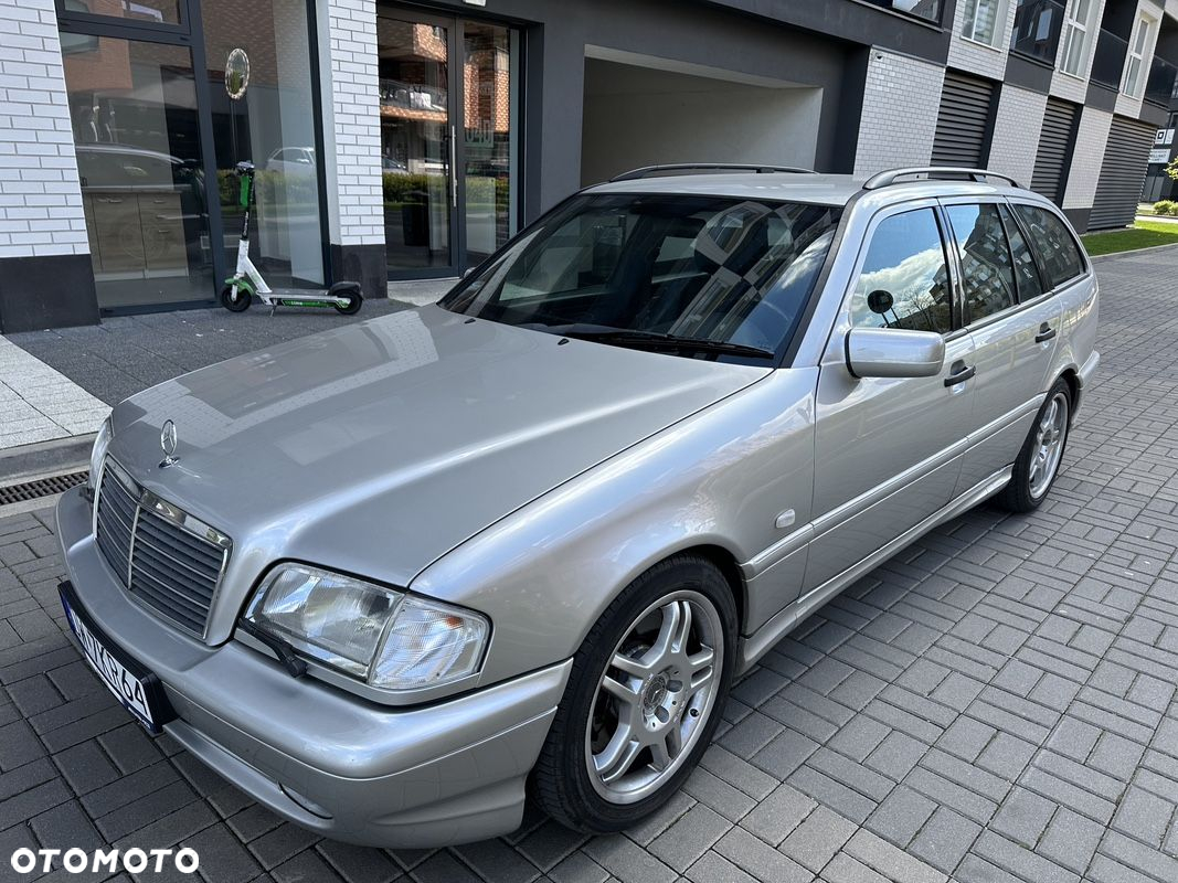 Mercedes-Benz Klasa C 43 T AMG - 3