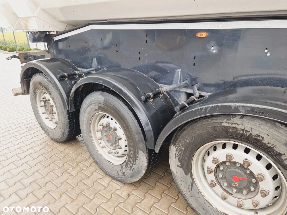 Schwarzmuller K3A * wywrotka stalowa * 27m3 * pod ciągnik 4x4 * siodło 1 380 mm * - 26