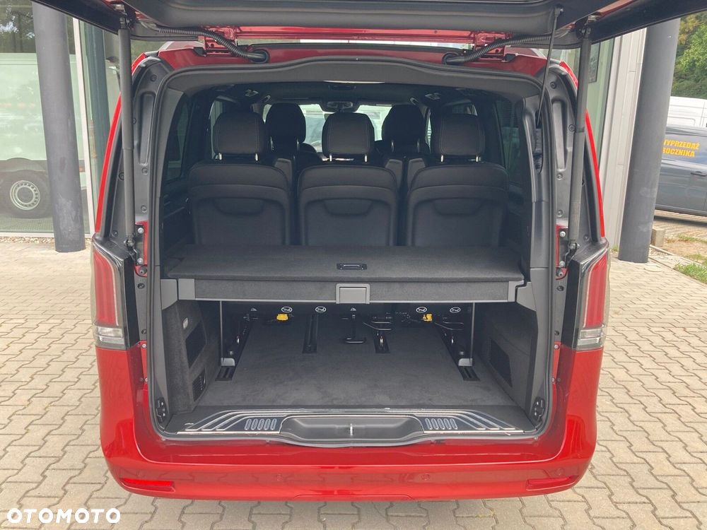 Mercedes-Benz Klasa V - 15