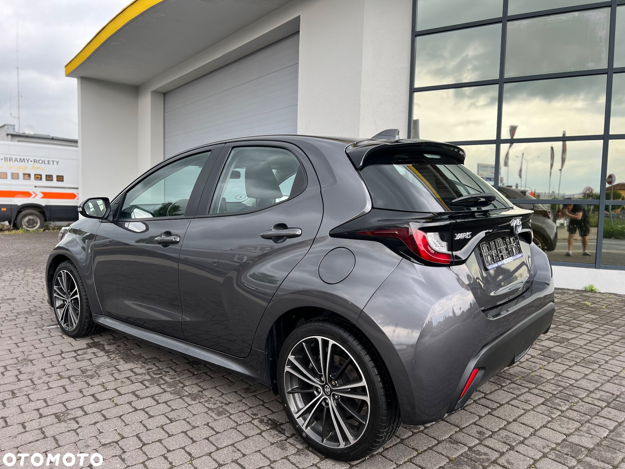 Toyota Yaris Hybrid 1.5 Comfort - 6
