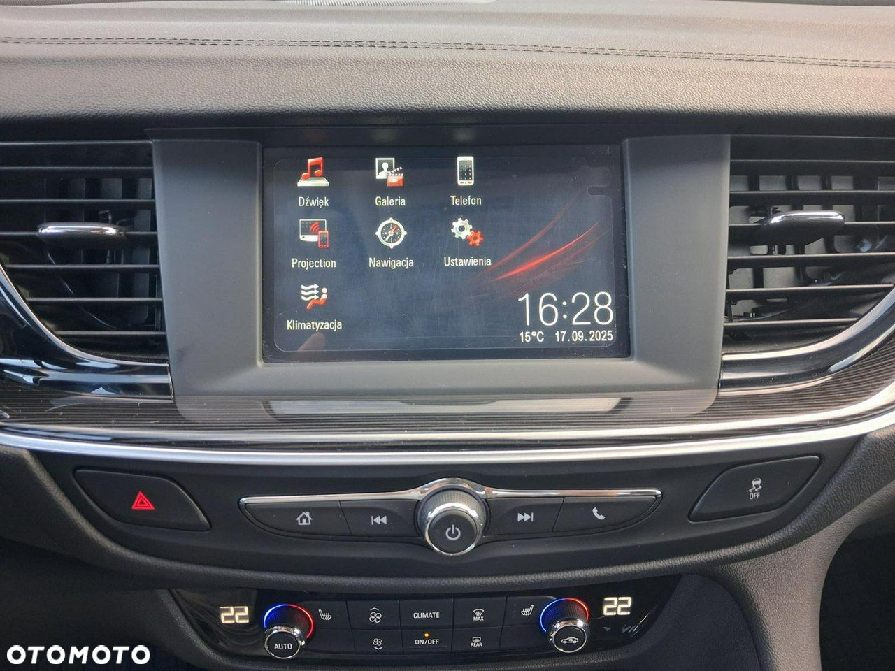 Opel Insignia - 22