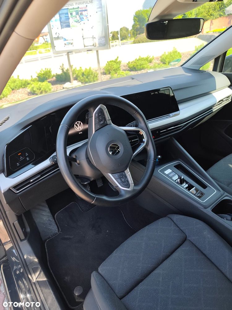 Volkswagen Golf - 11