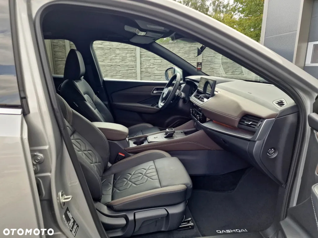 Nissan Qashqai 1.3 DIG-T MHEV Xtronic Tekna - 25