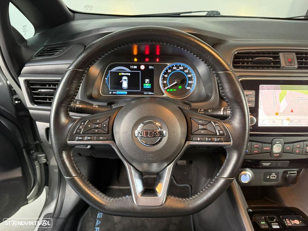 Nissan Leaf N-Connecta - 5