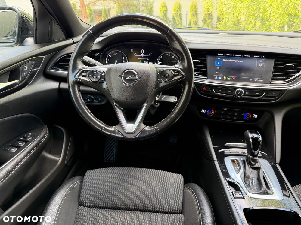 Opel Insignia 2.0 CDTI Elegance S&S - 11