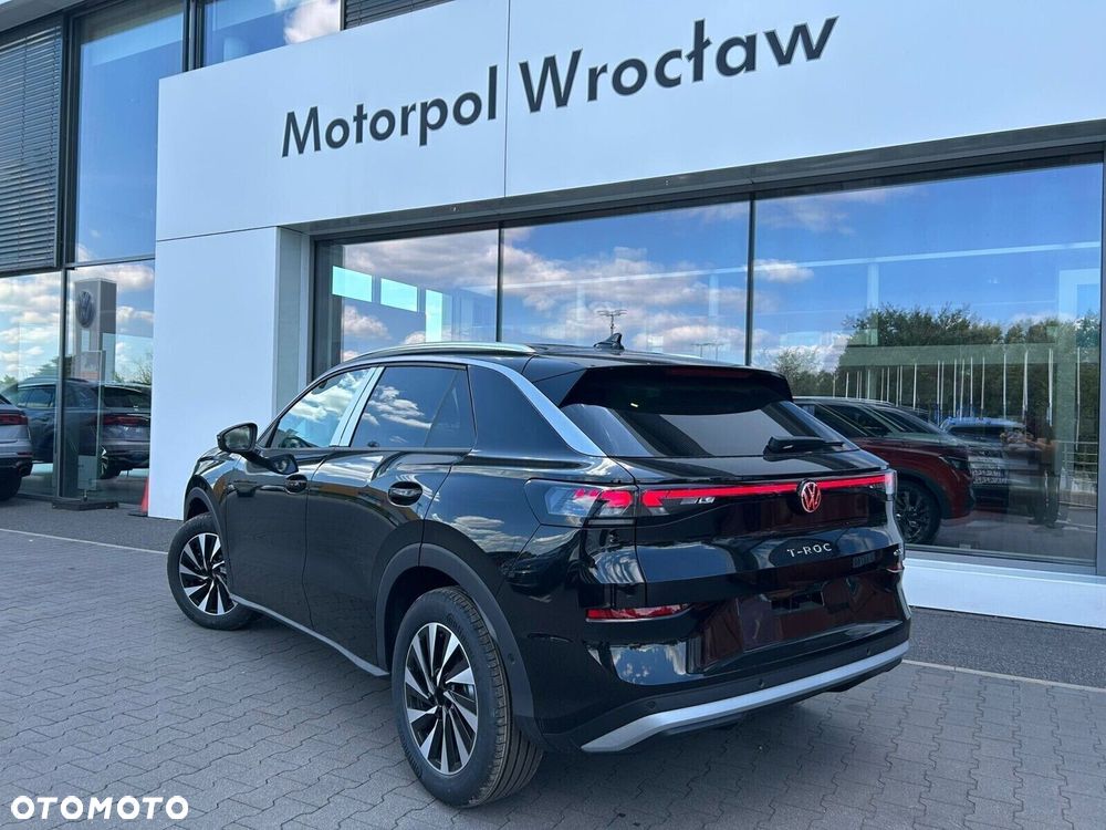 Volkswagen T-Roc - 11