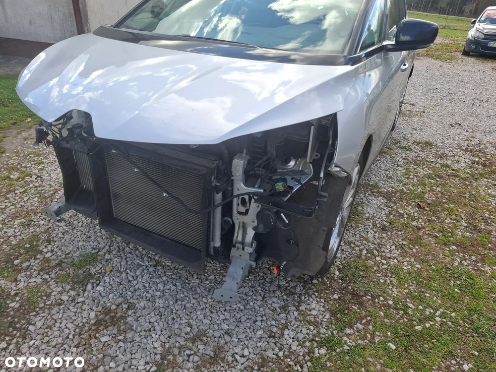 Renault Scenic - 11