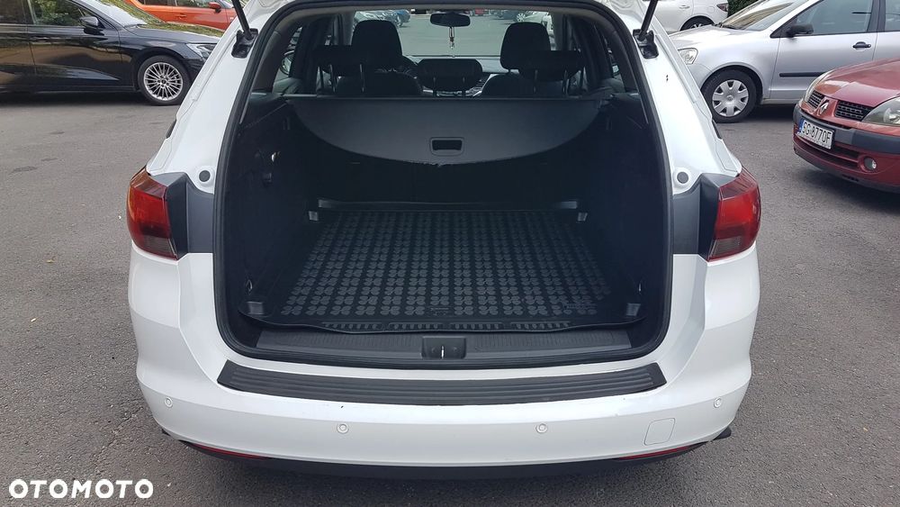 Opel Astra 1.4 T Dynamic - 35