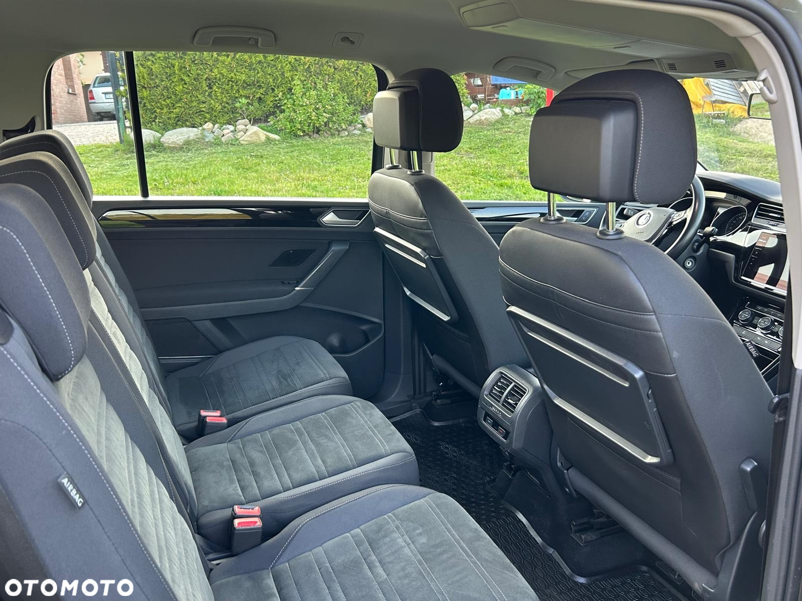Volkswagen Touran 2.0 TDI BMT Highline - 8