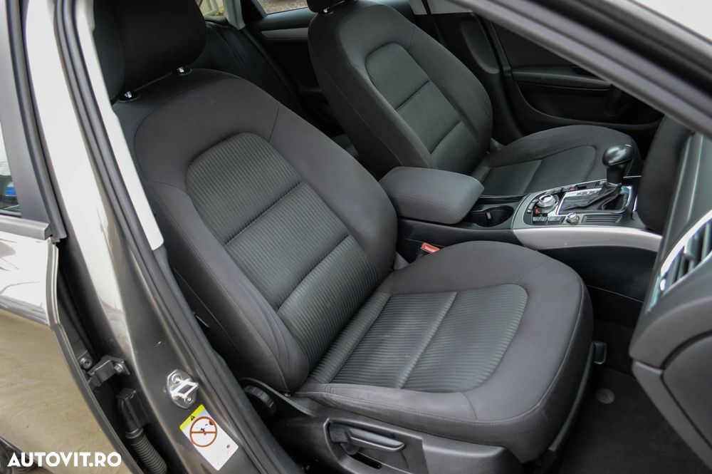 Audi A4 2.0 TDI DPF multitronic Attraction - 35