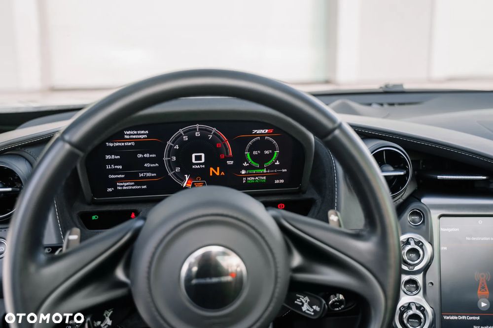 McLaren 720S Coupe - 12
