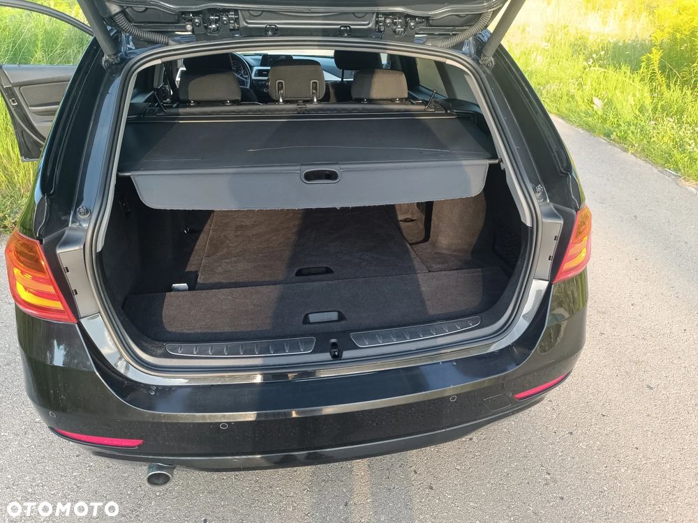 BMW Seria 3 318d - 9