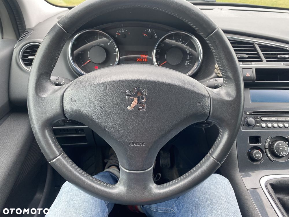 Peugeot 3008 HDi FAP 110 Family - 16
