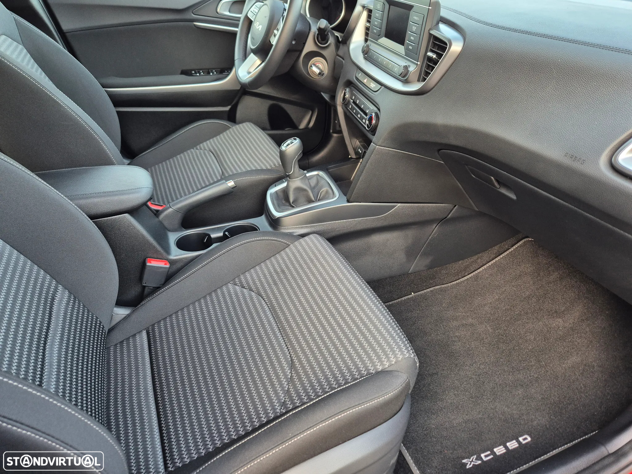 Kia XCeed 1.6 CRDi (48V Mild-Hybrid) SPIRIT - 13