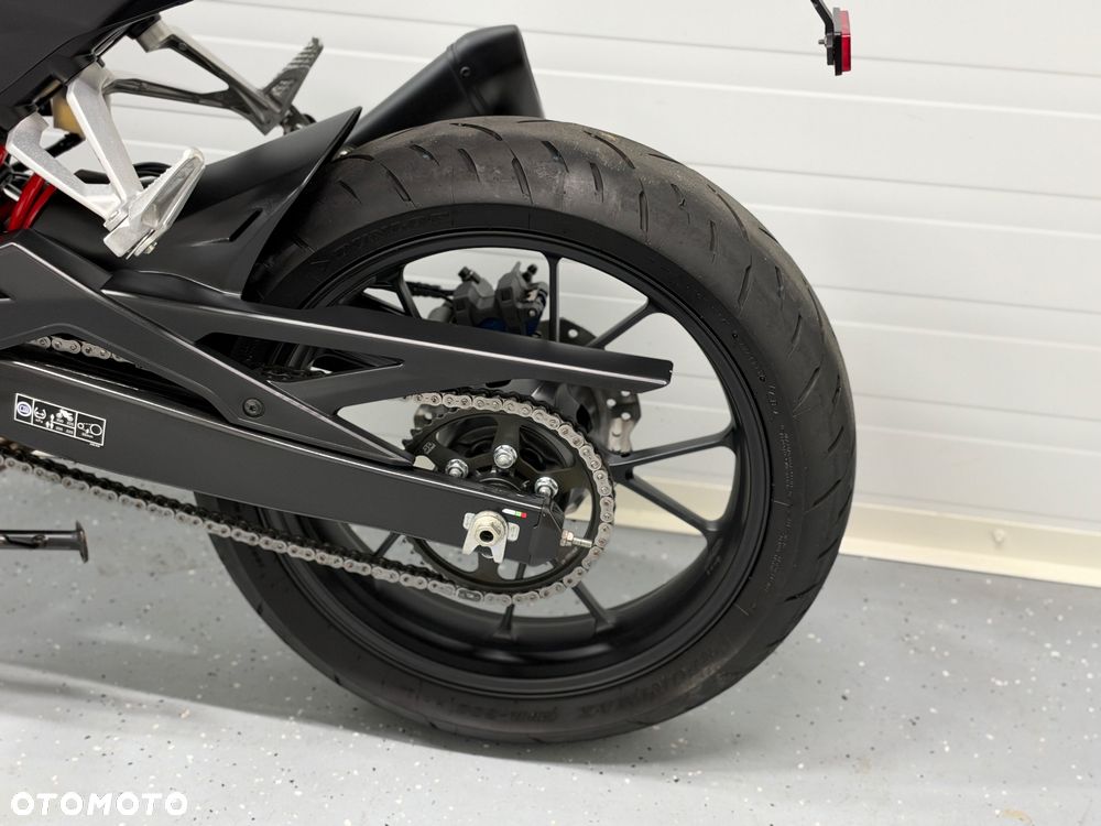 Honda CB - 18