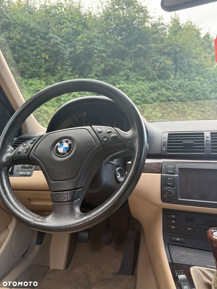 BMW Seria 3 320i - 14