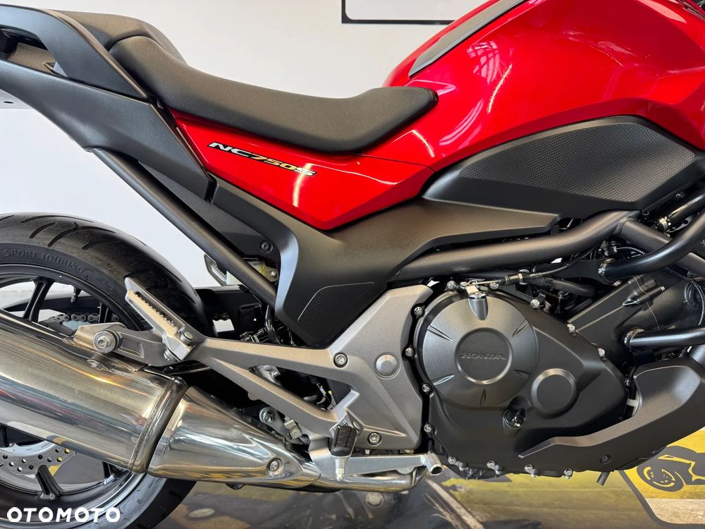 Honda NC - 14