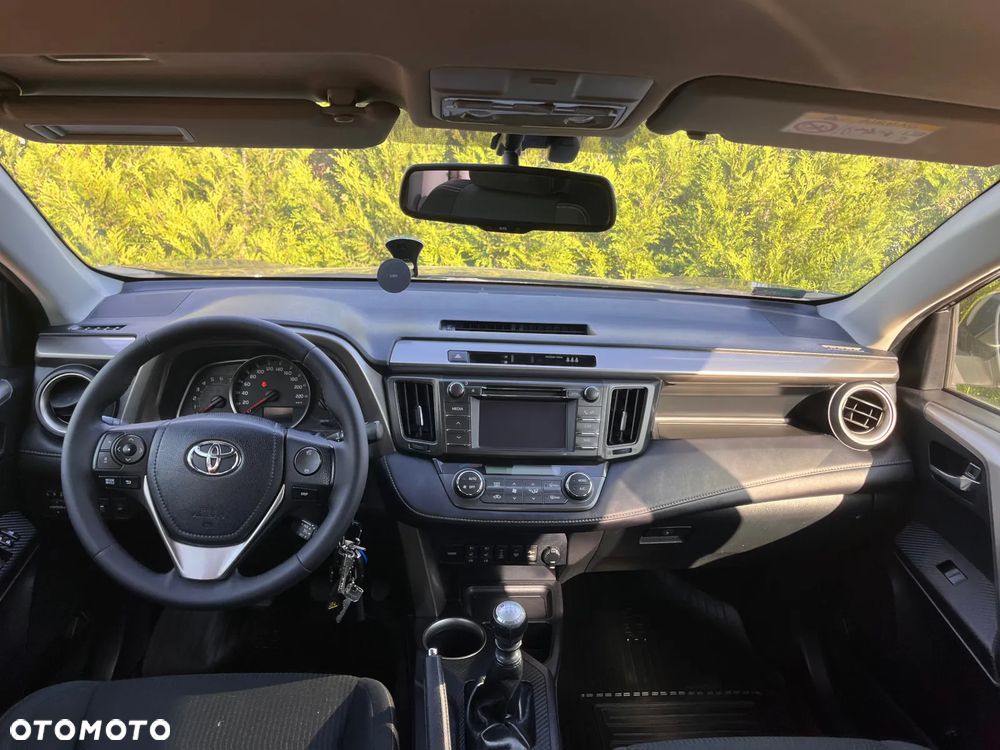 Toyota RAV4 2.2 D-4D Premium - 6