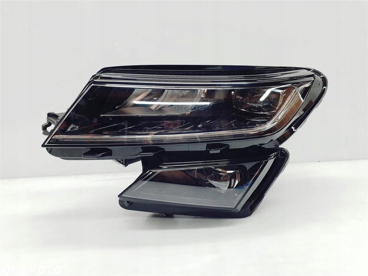 SKODA KODIAQ 17-21r LEWA LAMPA PRZÓD FULL LED ORY EU - 3