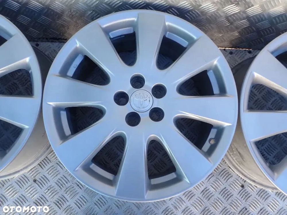 FELGI ALUMINIOWE TOYOTA PRIUS T25 LIFT 7JX17 5X100 ET45 RADOM - 6