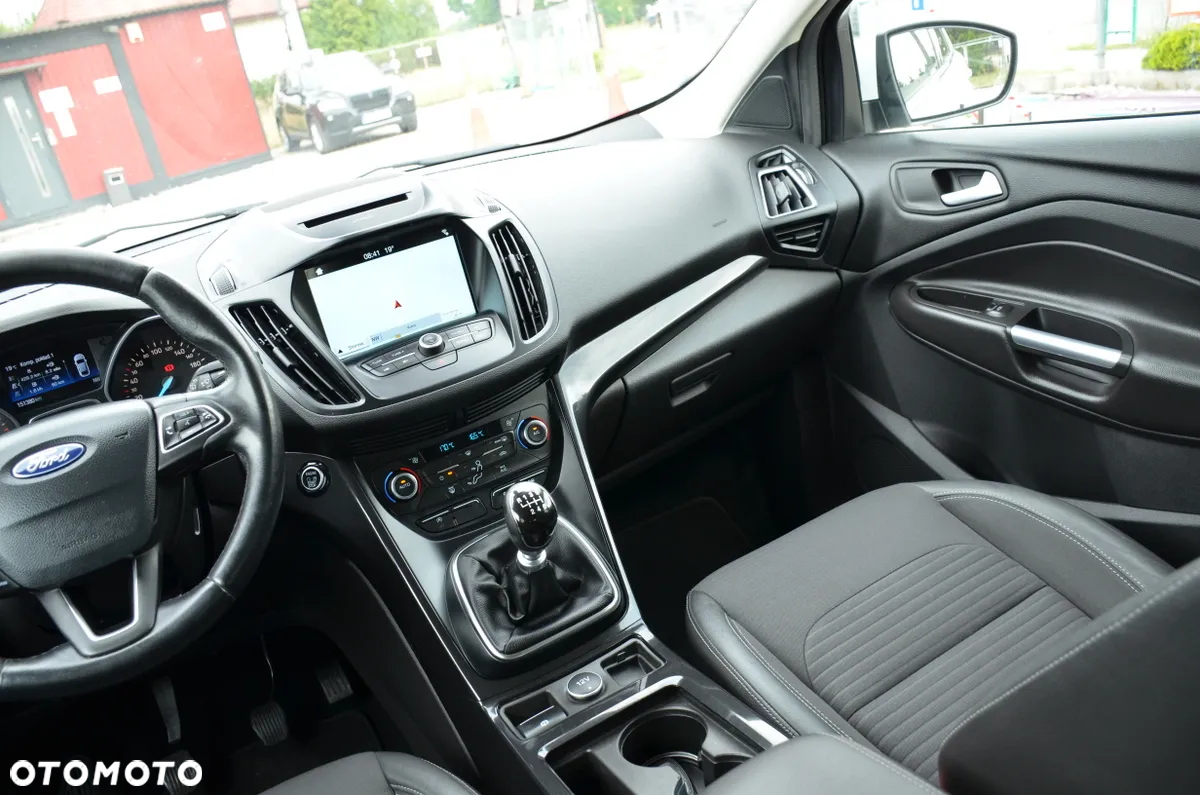 Ford Kuga 1.5 EcoBoost 2x4 Business Edition - 30