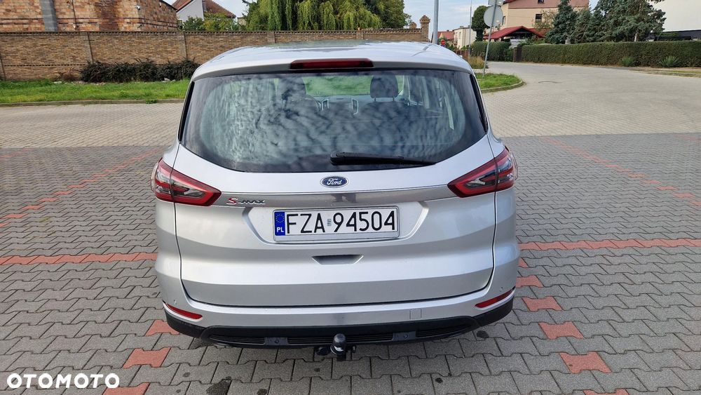 Ford S-Max - 8