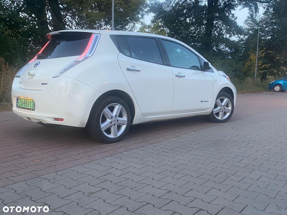 Nissan Leaf 30 kWh (mit Batterie) Acenta - 3