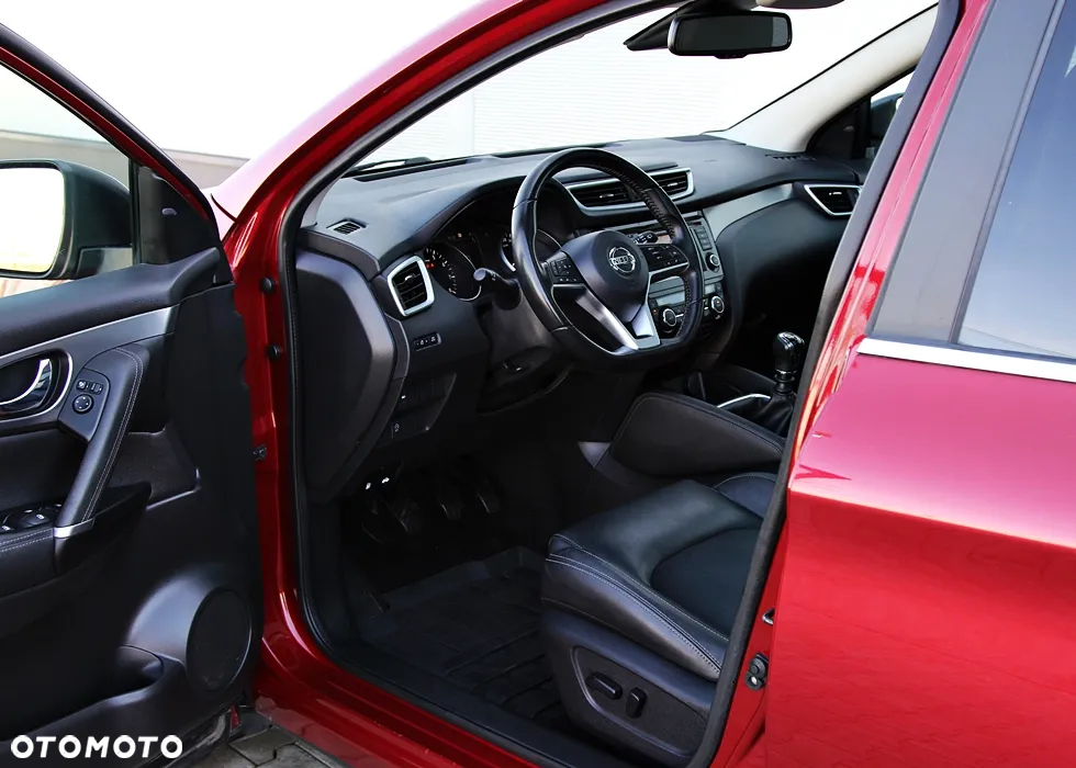 Nissan Qashqai 1.3 DIG-T Tekna+ - 17