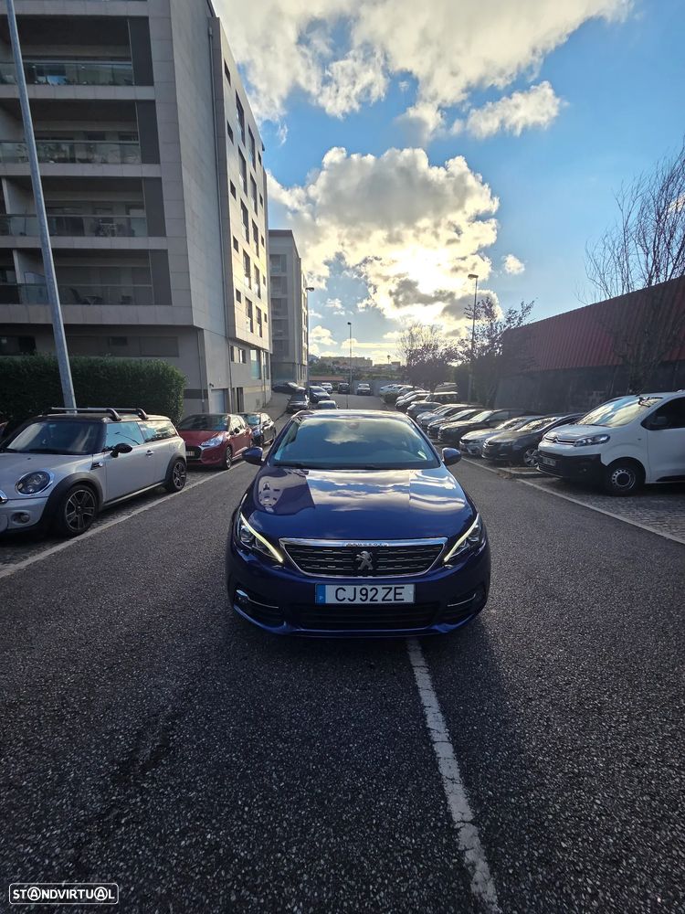 Peugeot 308 1.2 PureTech Allure EAT8 - 2