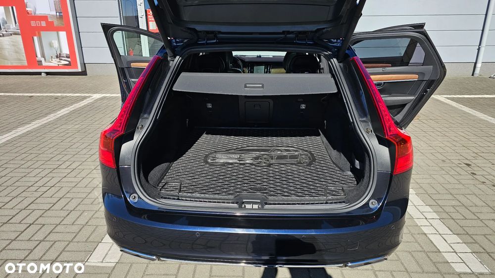Volvo V90 D4 Inscription - 15