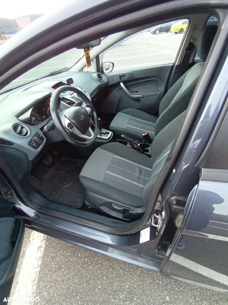 Ford Fiesta - 15
