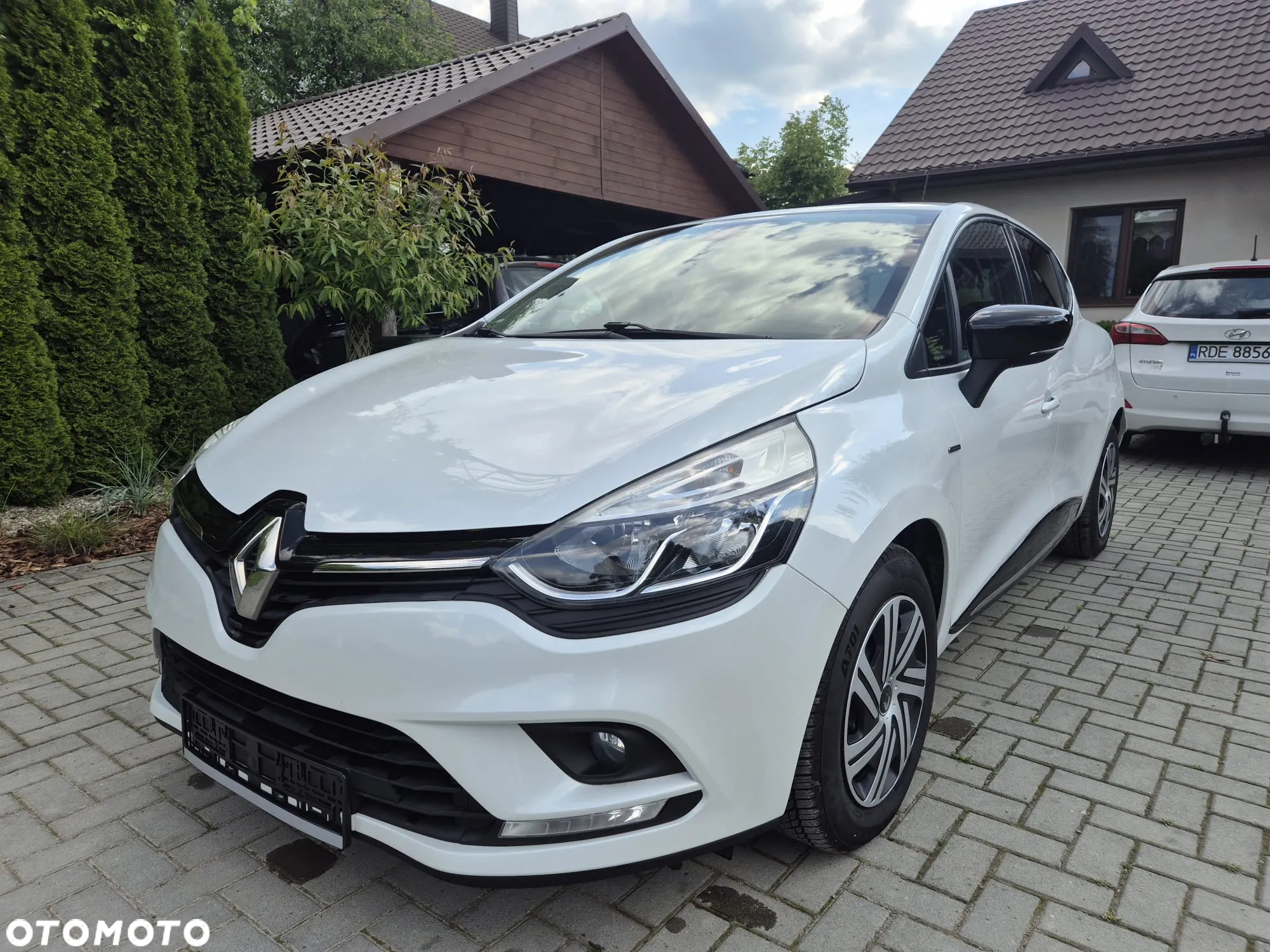 Renault Clio 1.2 16V 75 LIMITED - 2