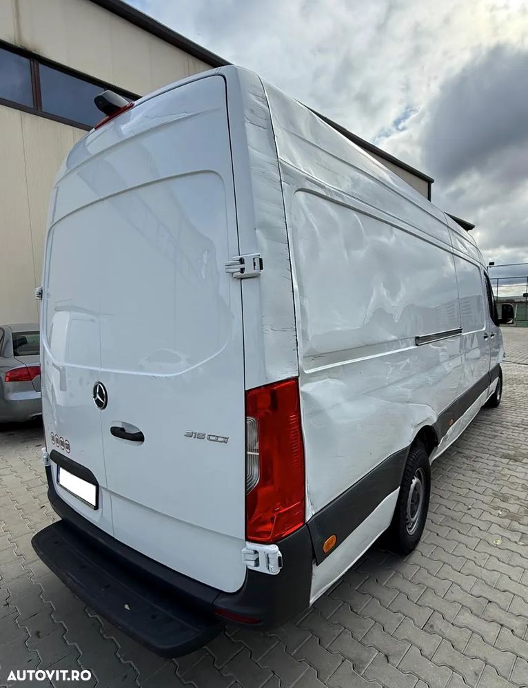 Mercedes-Benz SPRINTER - 6