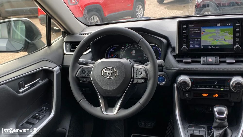 Toyota RAV4 2.5 HDF Exclusive - 9