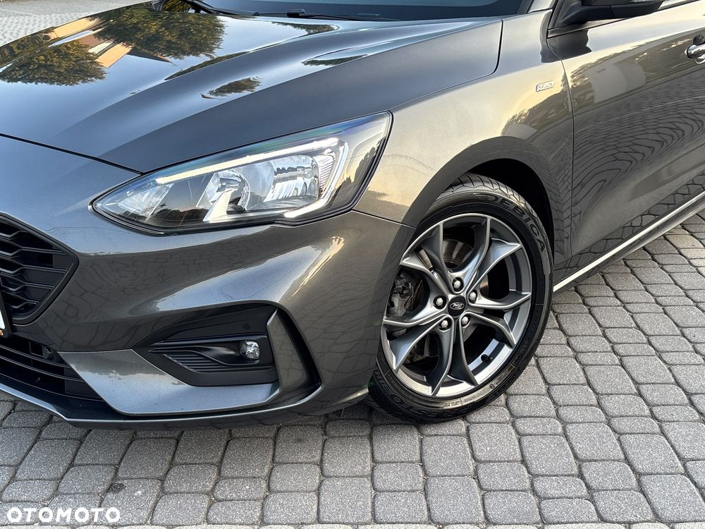 Ford Focus 1.5 EcoBlue Start-Stopp-System ST-LINE - 30